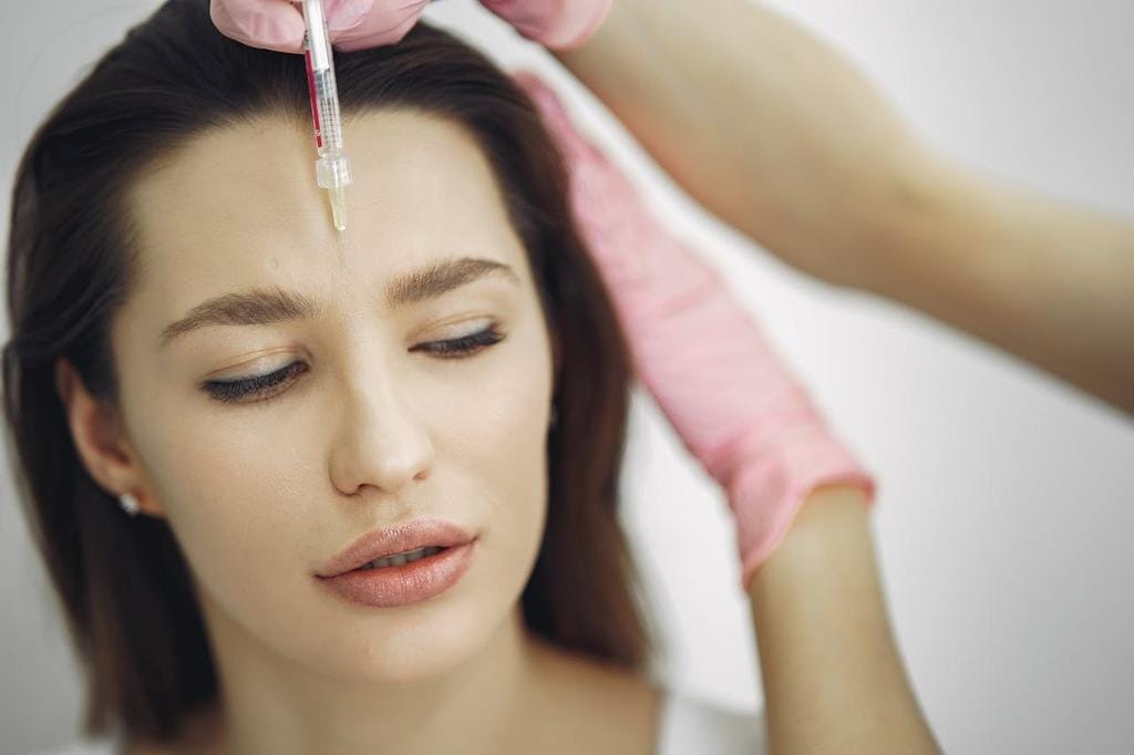 Como tirar rugas profundas do rosto? 8 tratamentos eficazes