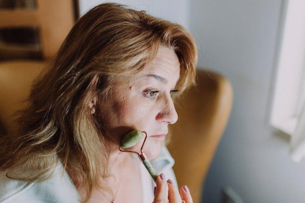 Lifting Facial: o que é, como e quando fazer [Guia]