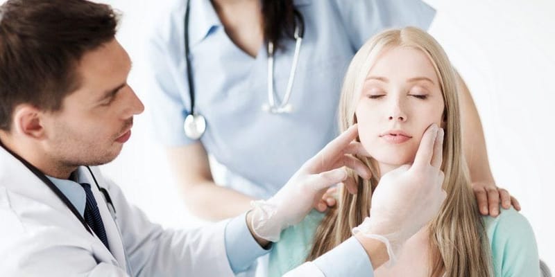 O que avaliar ao escolher um cirurgião plástico?