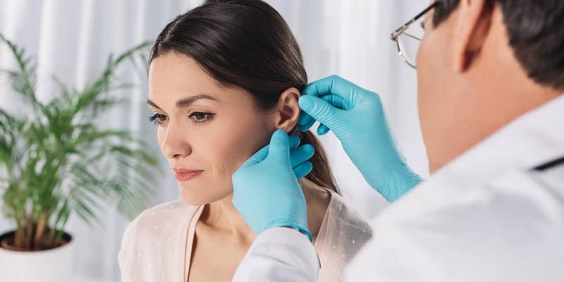 Otoplastia: saiba como é feita a cirurgia plástica nas orelhas