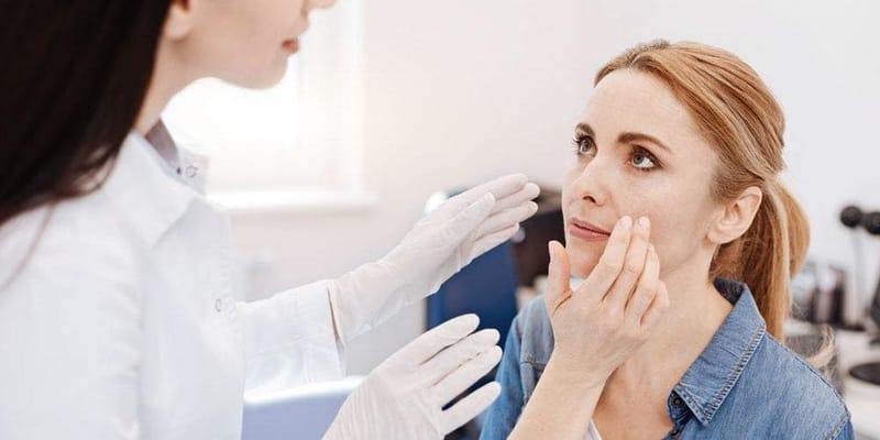 Por que você deve fazer cirurgia plástica com médicos credenciados?