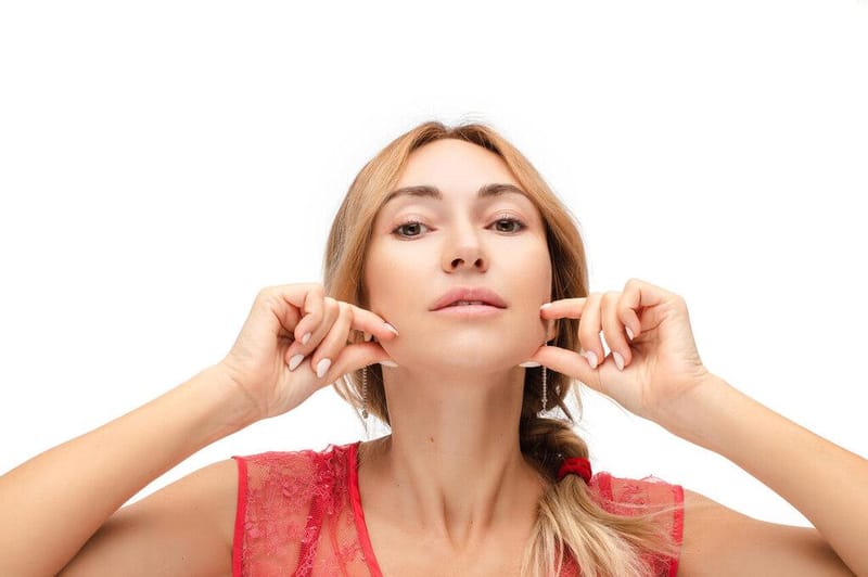 Como emagrecer o rosto? 8 dicas e procedimentos