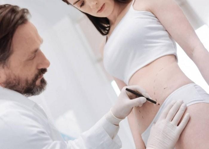 Dermolipectomia na Clínica SER Cirurgia Plástica em São Paulo