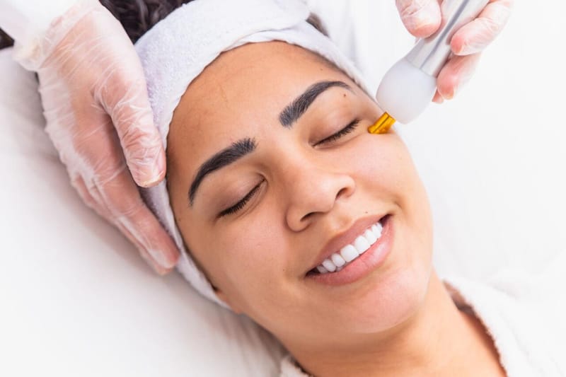 Jato de plasma: benefícios, indicações e como funciona o tratamento